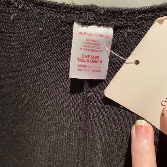 Black Kimono Wrap - Picture 3 of 4